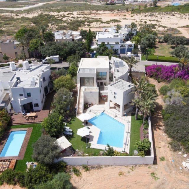 Villa Sky Garden Caesarea Exterior photo